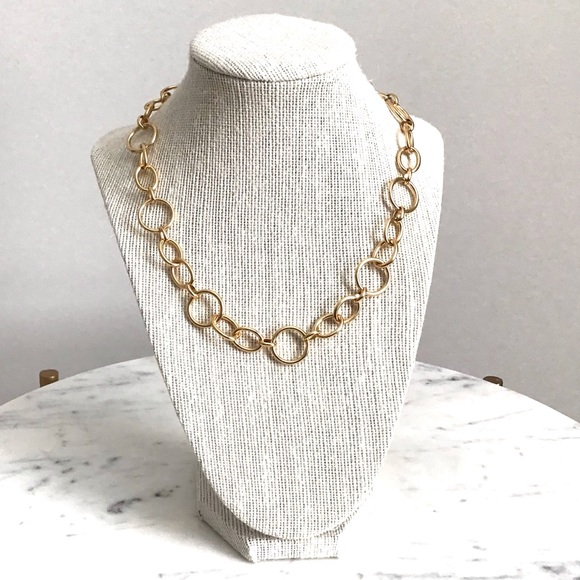 Gold-Tone Statement Circle Necklace New With Tag - Picture 2 of 8